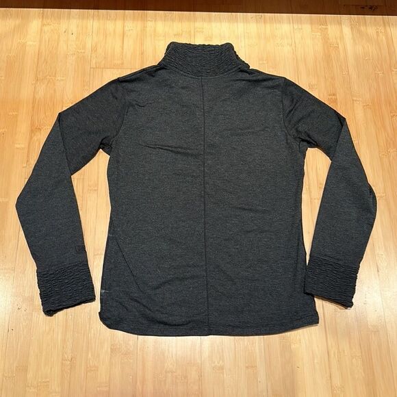 Nils 1/4 zip top - Picture 3 of 5